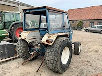 Ford 3000 tweewielaangedreven landbouwtractor oldtimer - afbeelding 15 van  18