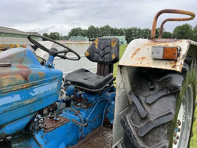 Ford 4000 minitractor - 1972 - afbeelding 2 van  30