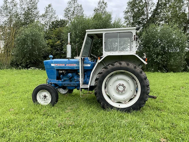 Ford 4000 oldtimer tractor - 1975 - afbeelding 4 van  30