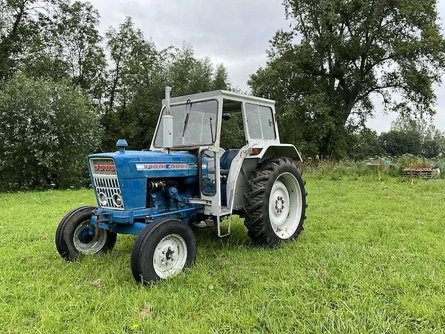 Ford 4000 oldtimer tractor - 1975 - afbeelding 1 van  30