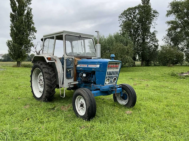 Ford 4000 oldtimer tractor - 1975 - afbeelding 26 van  30