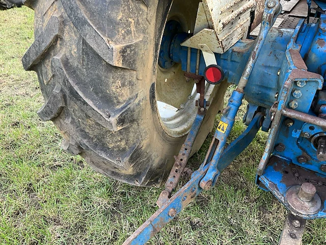 Ford 6610 - afbeelding 17 van  33