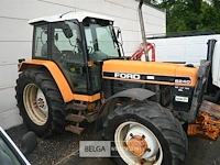 Ford 8240 landbouwtractor - afbeelding 4 van  18