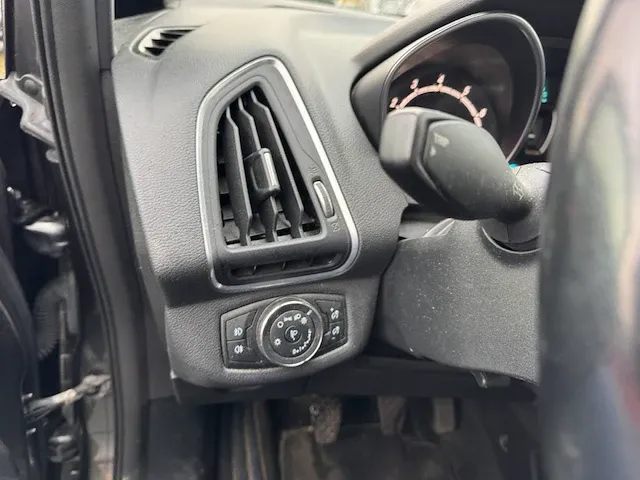 Ford b-max 1.0 ecoboost titanium s&s 100, 2017 - afbeelding 17 van  28