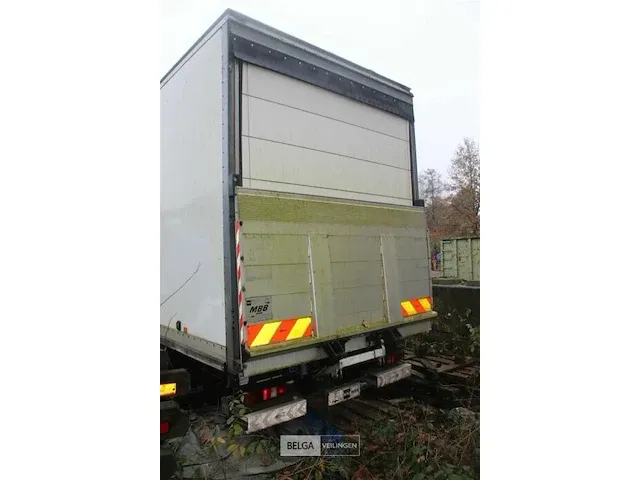 Ford bakwagen met laadklep - afbeelding 10 van  23