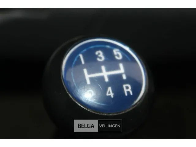 Ford bakwagen met laadklep - afbeelding 22 van  23