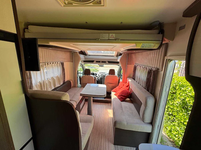 Ford benimar tessoro camper 2015 - afbeelding 14 van  19