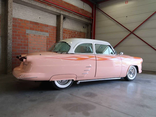 Ford cutom deluxe - afbeelding 11 van  75