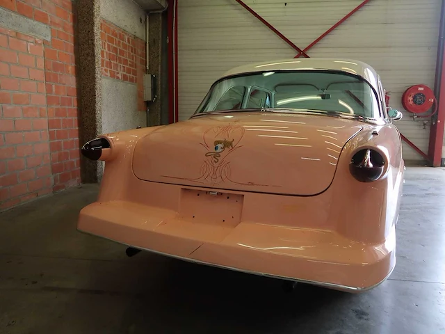 Ford cutom deluxe - afbeelding 13 van  75