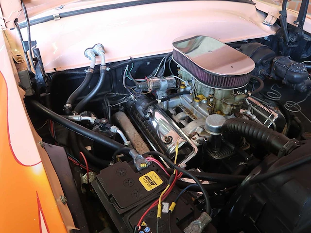 Ford cutom deluxe - afbeelding 37 van  75