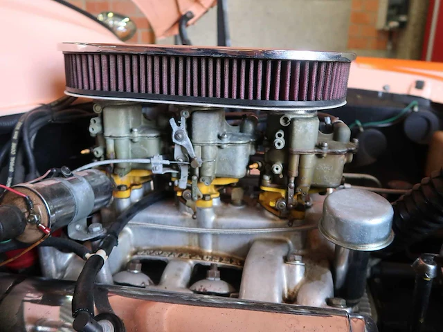 Ford cutom deluxe - afbeelding 43 van  75