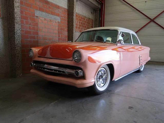 Ford cutom deluxe - afbeelding 4 van  75