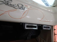Ford cutom deluxe - afbeelding 73 van  75
