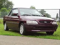 Ford escort cabrio 1.6i - afbeelding 44 van  48