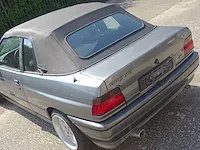 Ford escort cabrio 1.8i (xr-3 style) - afbeelding 3 van  44