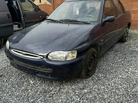 Ford escort (inbeslagname) - afbeelding 3 van  9