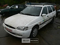 Ford escort - afbeelding 1 van  14