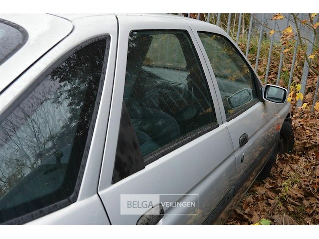 Ford escort - afbeelding 2 van  13