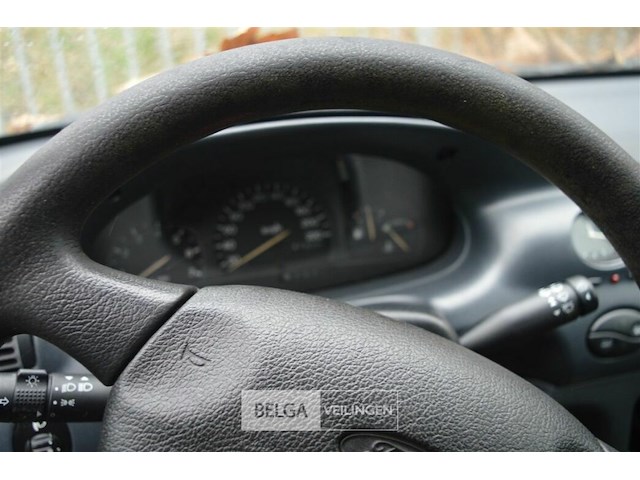 Ford escort - afbeelding 7 van  13