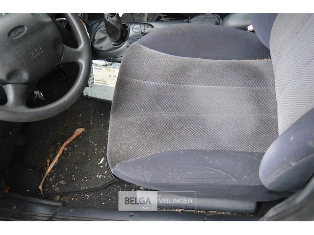 Ford escort - afbeelding 8 van  13