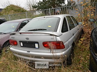 Ford escort - afbeelding 10 van  13