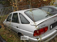 Ford escort - afbeelding 11 van  13