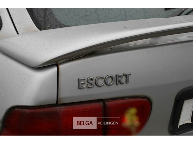 Ford escort - afbeelding 12 van  13