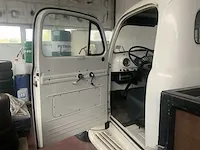 Ford f-4 oldtimer vrachtwagen - afbeelding 2 van  15