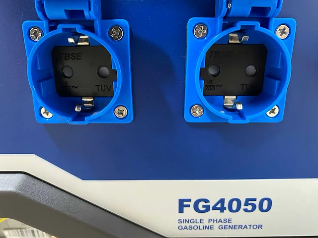 Ford fg4050 benzine stroomgenerator - afbeelding 2 van  15