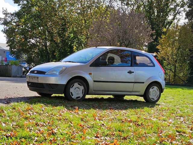 Ford fiesta 1.25i - afbeelding 12 van  37