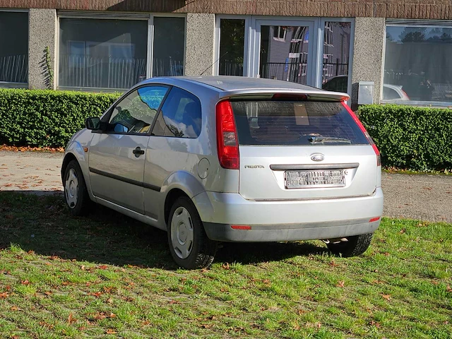 Ford fiesta 1.25i - afbeelding 23 van  37