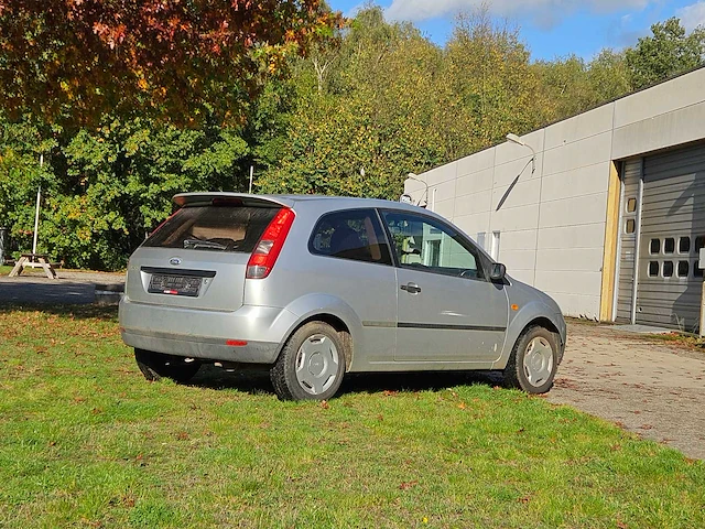 Ford fiesta 1.25i - afbeelding 32 van  37