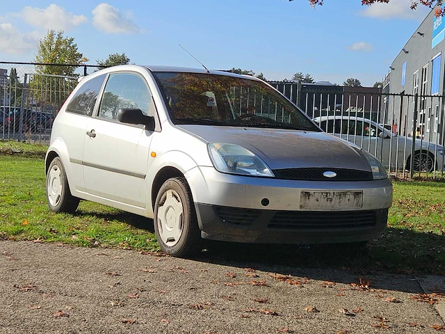Ford fiesta 1.25i - afbeelding 33 van  37