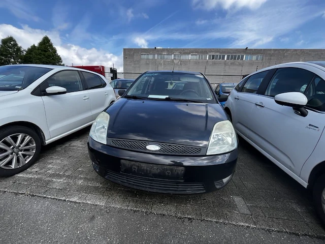 Ford fiesta 1.3i ambiente 70,2005 - afbeelding 12 van  31