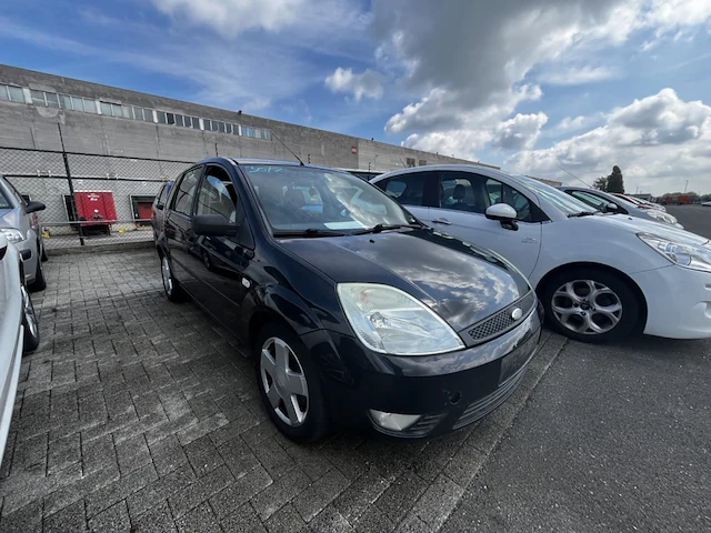 Ford fiesta 1.3i ambiente 70,2005 - afbeelding 23 van  31