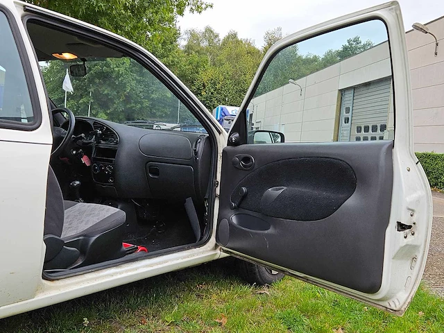 Ford fiesta 1.3i - afbeelding 6 van  40