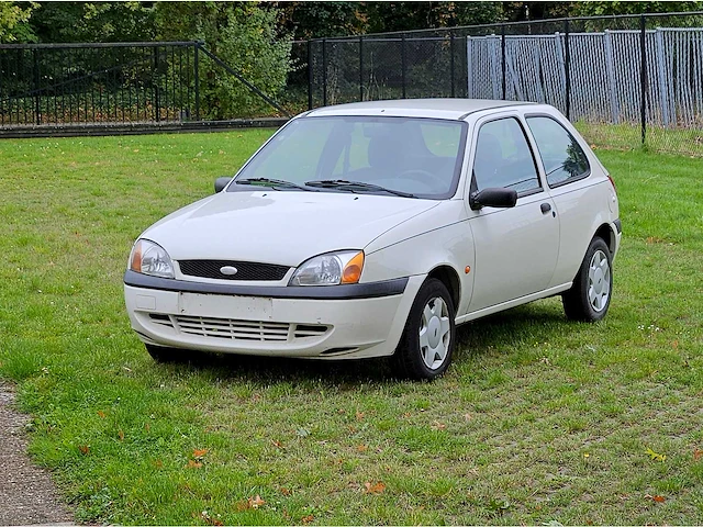 Ford fiesta 1.3i - afbeelding 1 van  40