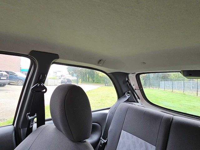 Ford fiesta 1.3i - afbeelding 24 van  40