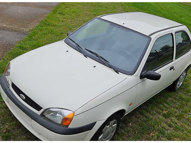 Ford fiesta 1.3i - afbeelding 38 van  40