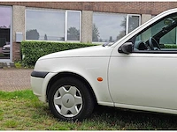 Ford fiesta 1.3i - afbeelding 39 van  40