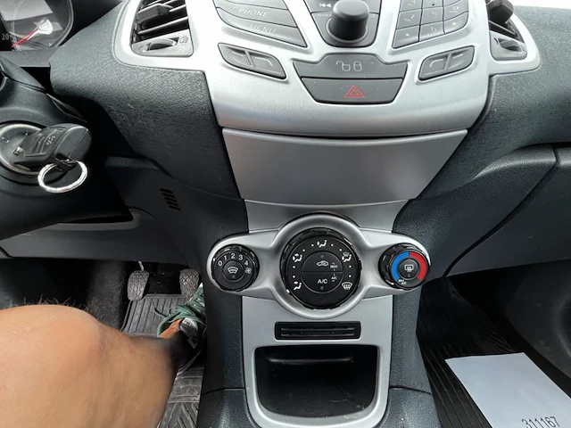 Ford fiesta 1.4 tdci trend dpf 70, 2012 - afbeelding 2 van  31