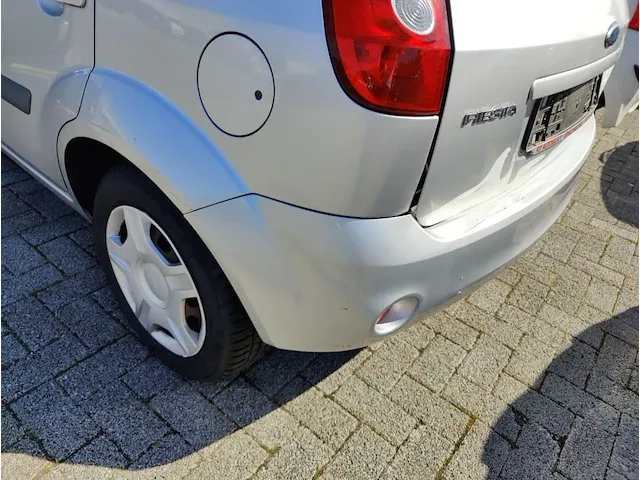 Ford fiesta 1.4 turbo tdci ghia 68, 2007 - afbeelding 19 van  32