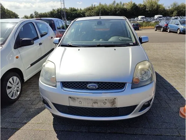Ford fiesta 1.4 turbo tdci ghia 68, 2007 - afbeelding 12 van  32