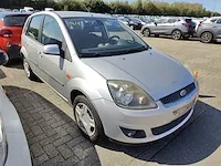 Ford fiesta 1.4 turbo tdci ghia 68, 2007 - afbeelding 23 van  32
