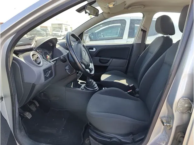 Ford fiesta 1.4 turbo tdci ghia 68, 2007 - afbeelding 31 van  32