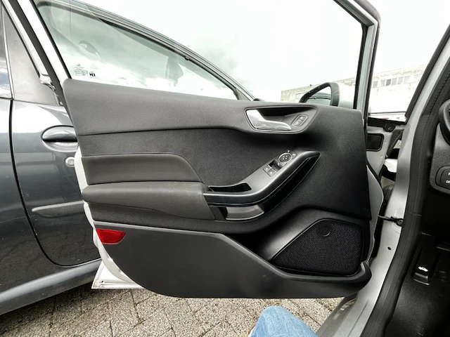 Ford fiesta 1.5 tdci business class 85, 2018 - afbeelding 8 van  29