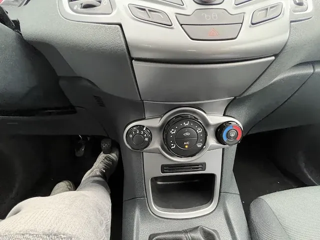 Ford fiesta 1.6 tdci trend 90, 2009 - afbeelding 16 van  27