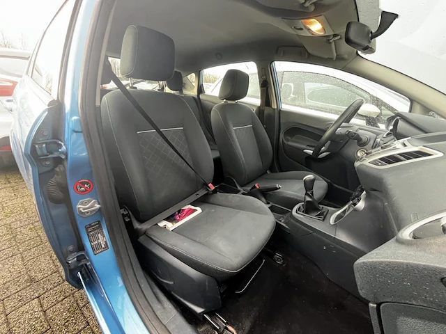 Ford fiesta 1.6 tdci trend dpf, 2011 - afbeelding 13 van  26