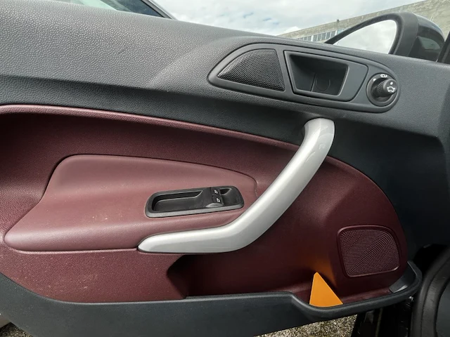 Ford fiesta 1.6 tdci trend dpf 95, 2010 - afbeelding 6 van  23