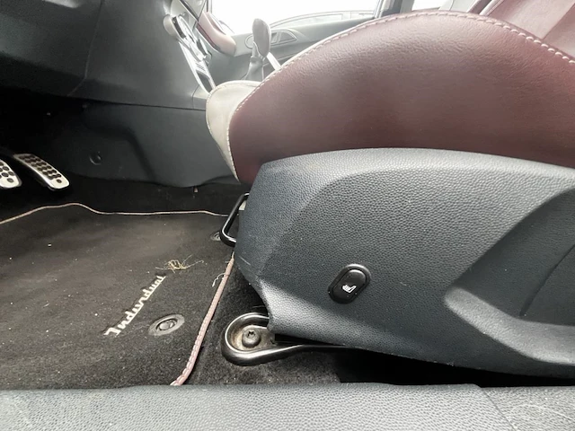 Ford fiesta 1.6 tdci trend dpf 95, 2010 - afbeelding 8 van  23